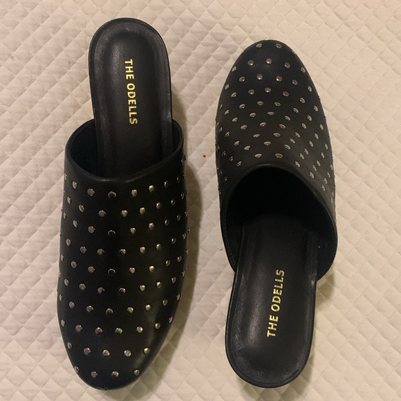 📌NWT📌The Odells Black leather silver studded clogs - Picture 2 of 4